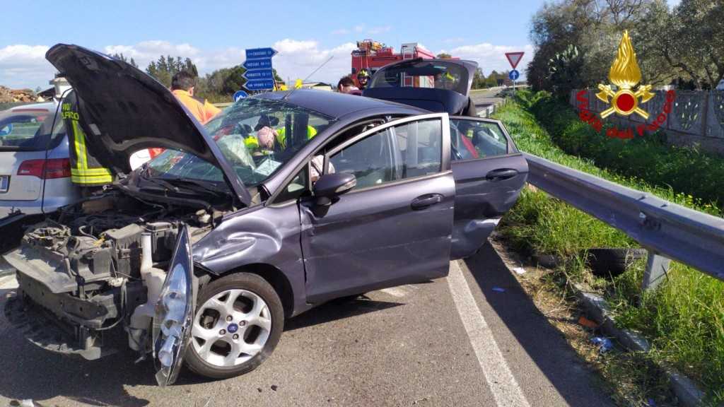 iNCIDENTE-ROTATORIA-130