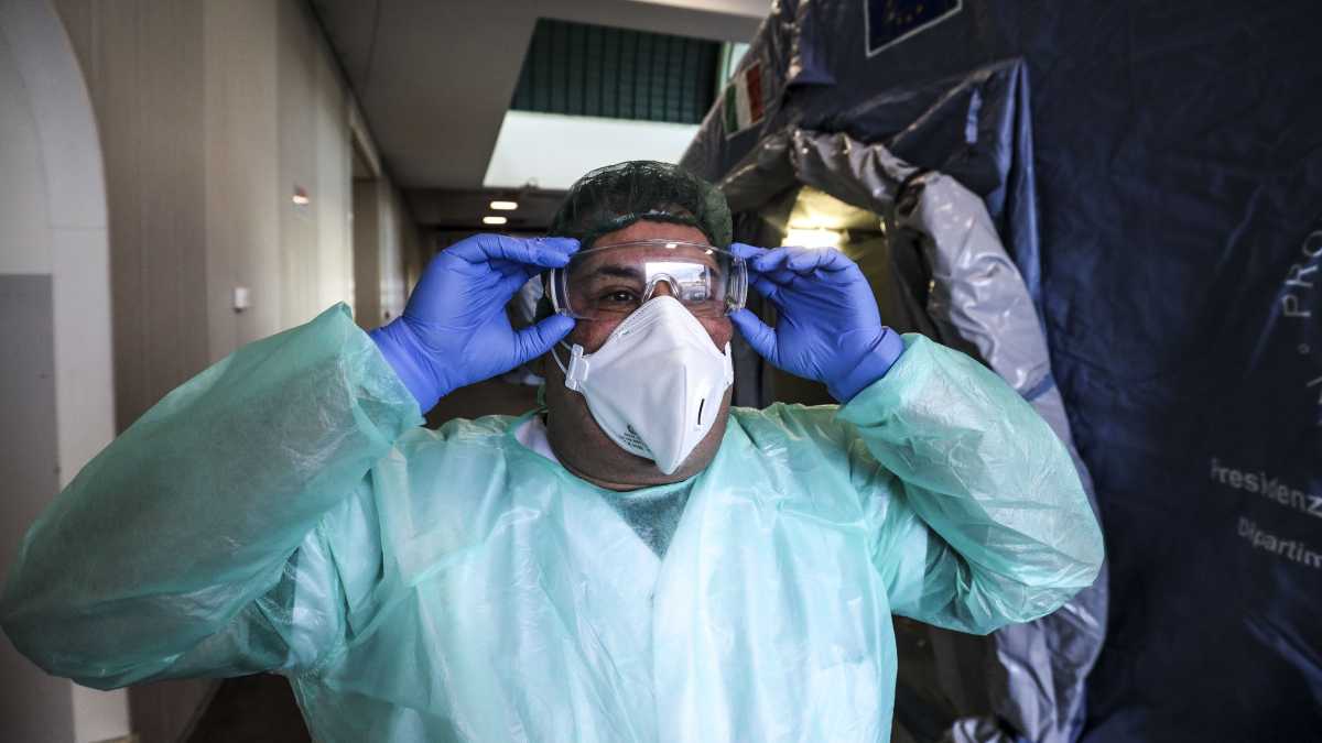 Coronavirus-mascherina