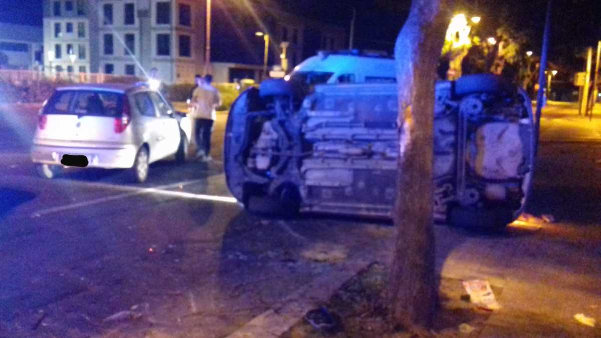 auto-ribaltata-via-dante