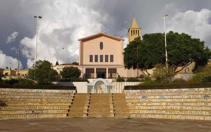 bORGO-SANTELIA