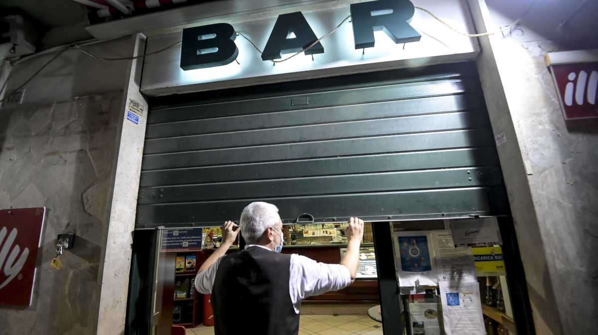 Bar-chiuso