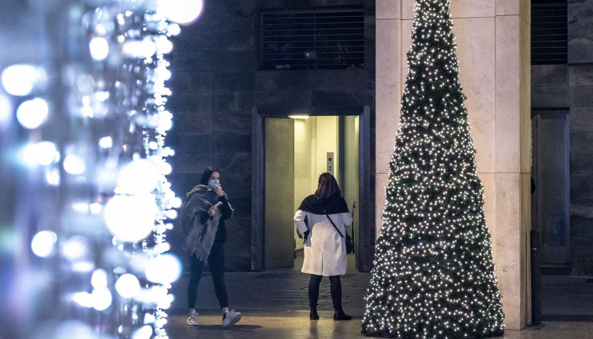 natale-persone-in-centro