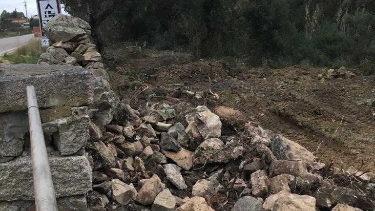 602149551a6b5 Arzachena-Rifacimento-muri-a-secco-parco-Saloni-3