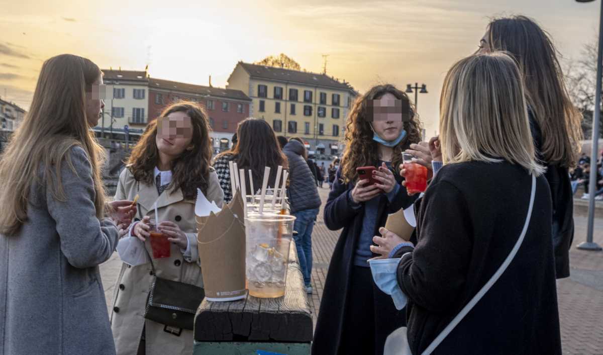 adolescenti-aperitivo