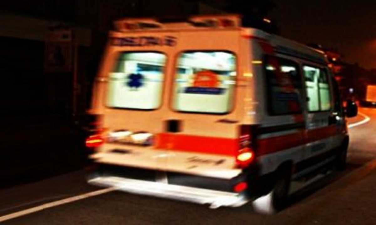 ambulanza-notte-650x341-420x252