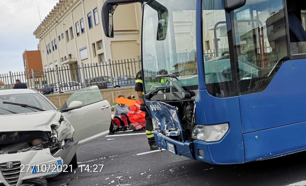viale-marconi-incidente-arst
