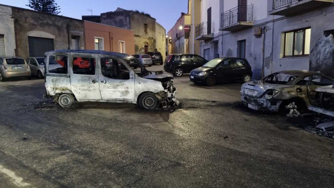 Auto Bruciate Pirri Auto-bruciate-Pirri