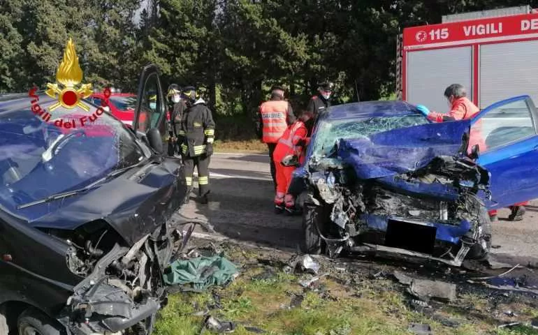 YouTG.NET - Strade insanguinate, in Sardegna il più alto aumento di morti:  +140% a Oristano