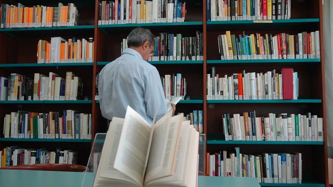 Biblioteca biblioteca