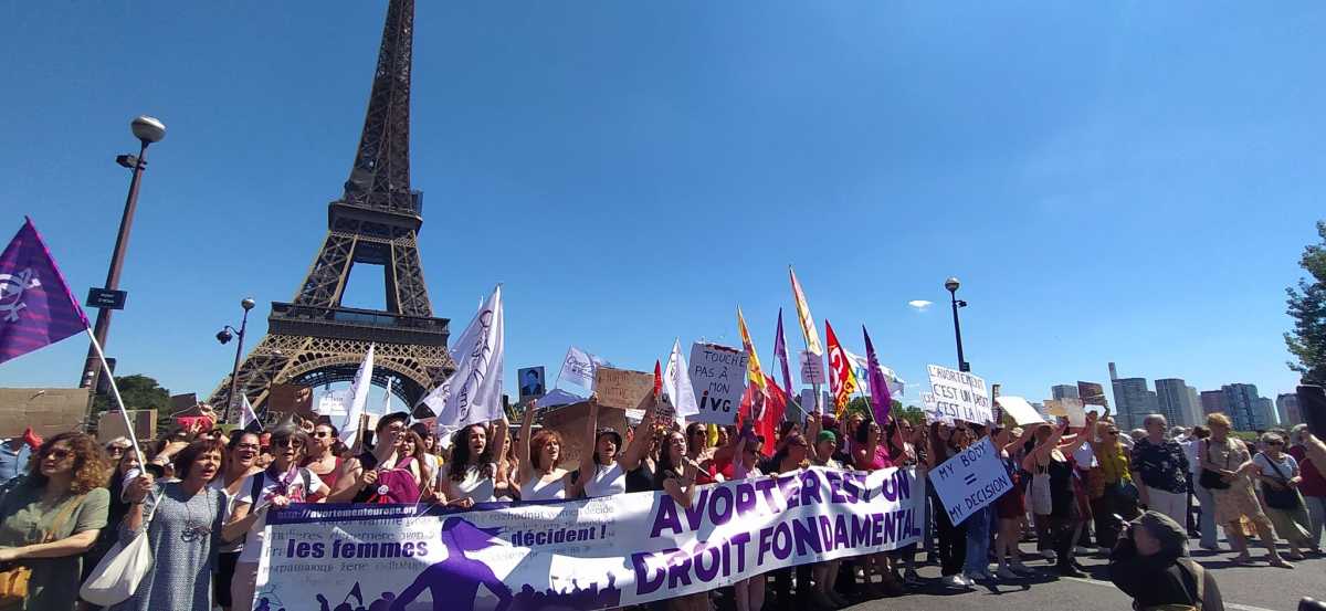 Tour Eiffel Manif Abort tour-eiffel-manif-abort