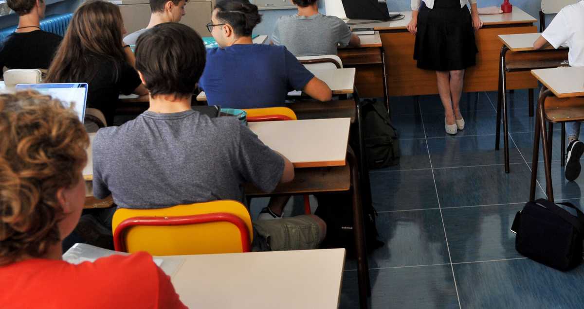 Banchi Aula Scuola banchi-aula-scuola