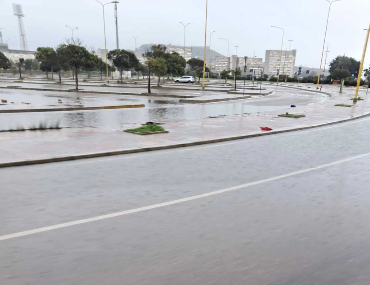 pioggia-allagamenti-parcheggio-santelia