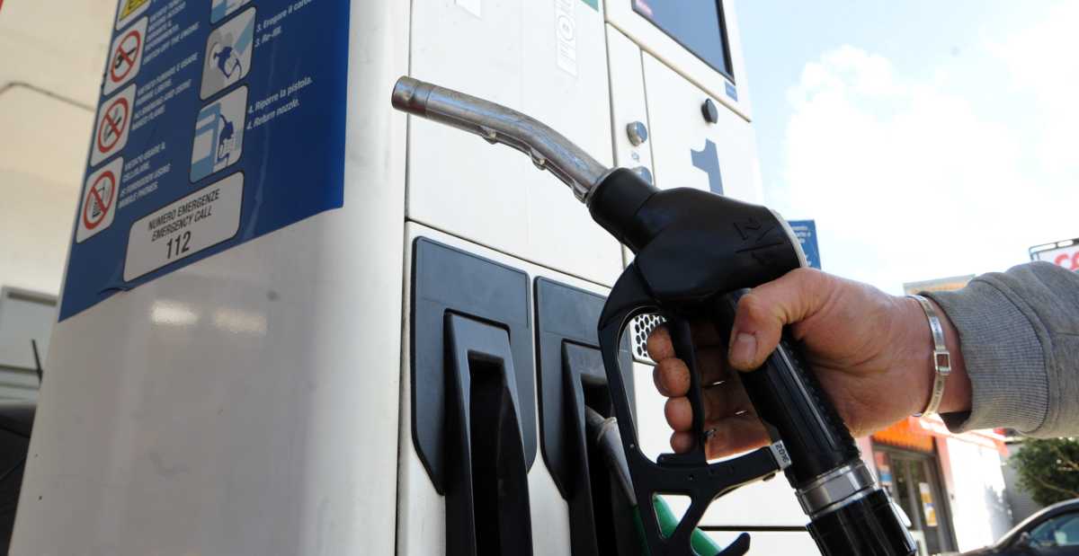 Distributore Carburante distributore-carburante