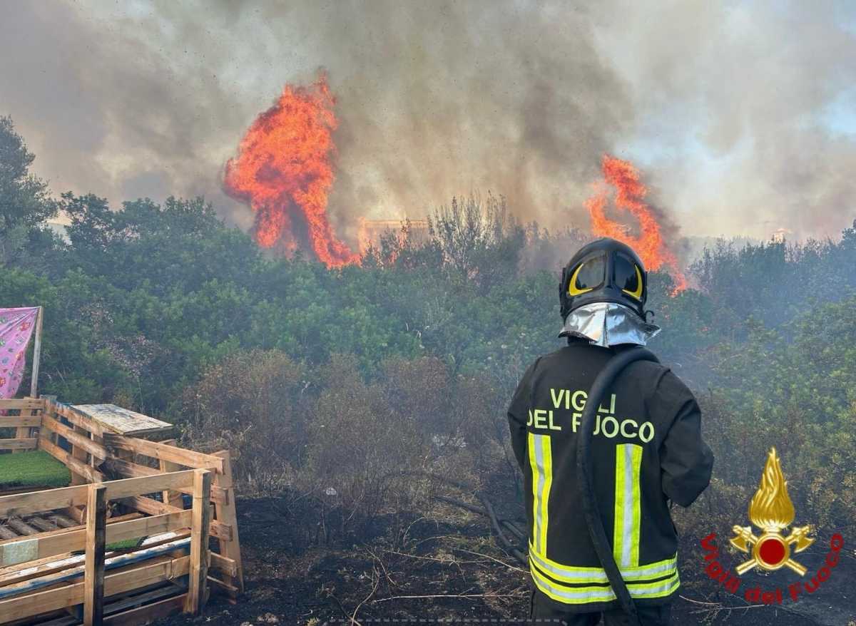 Incendio Centro Abitato Olbia incendio-centro-abitato-olbia