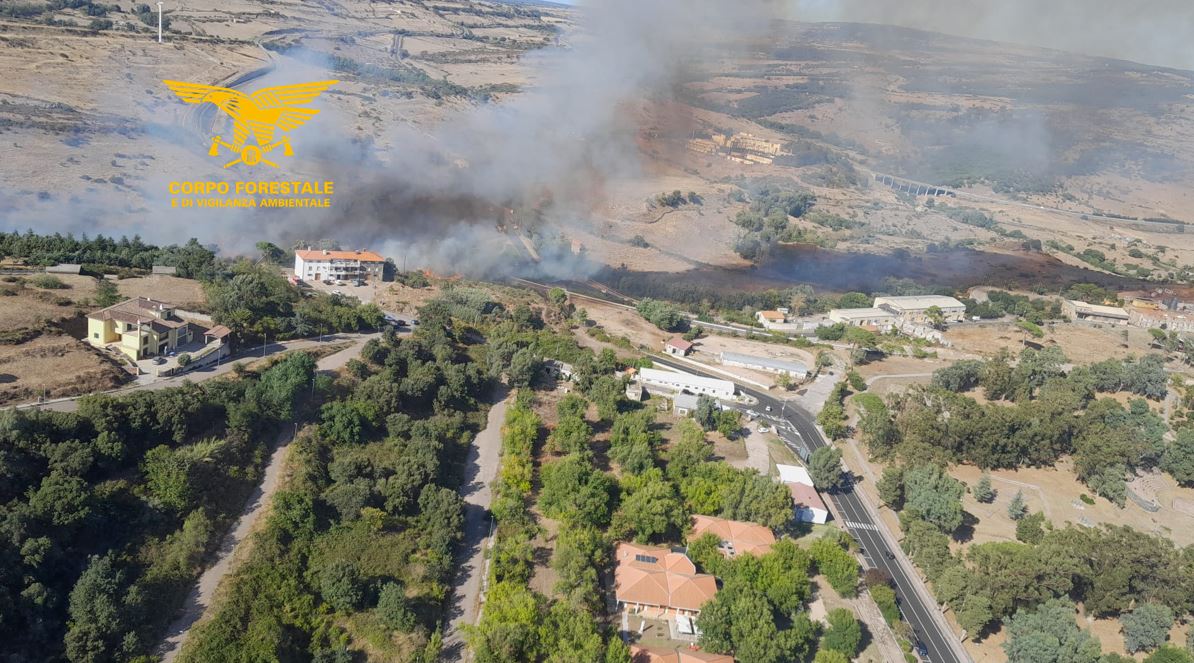 macomer-incendio-evacuazione