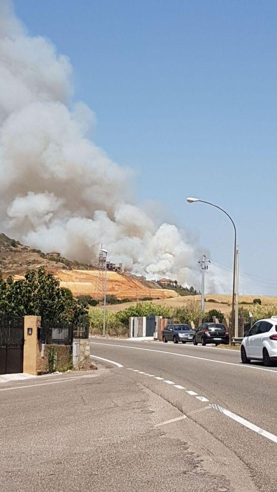 Incendio-Iglesias-a-Monteponi-altre-3 Incendio-Iglesias-a-Monteponi-altre-3