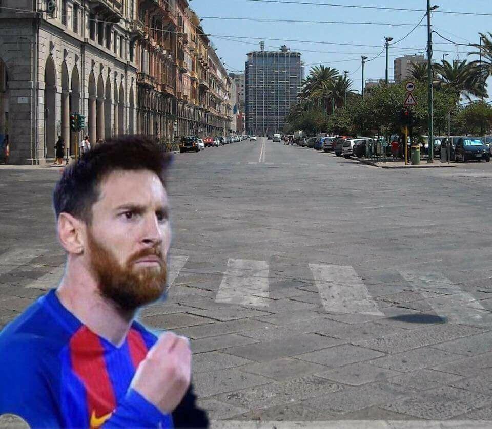 Meme-Messi-Via-Roma-Pedonale Meme-Messi-Via-Roma-Pedonale