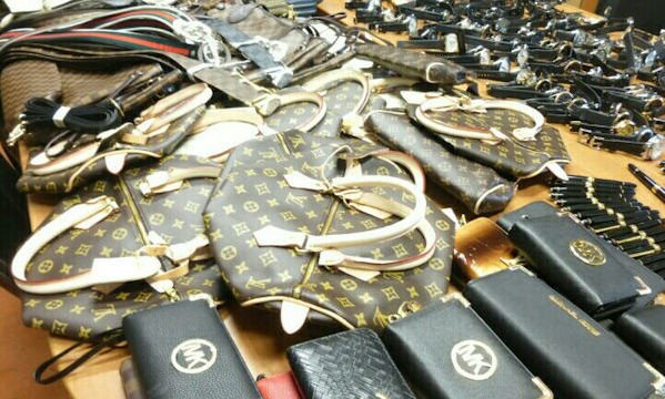 Oggetti Contraffatti Sequestrati Da Gdf Cagliari